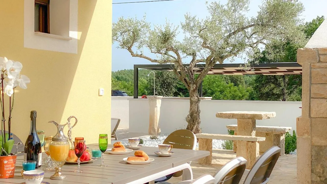 Villa Daniele Brtonigla 0*,  Kroatië