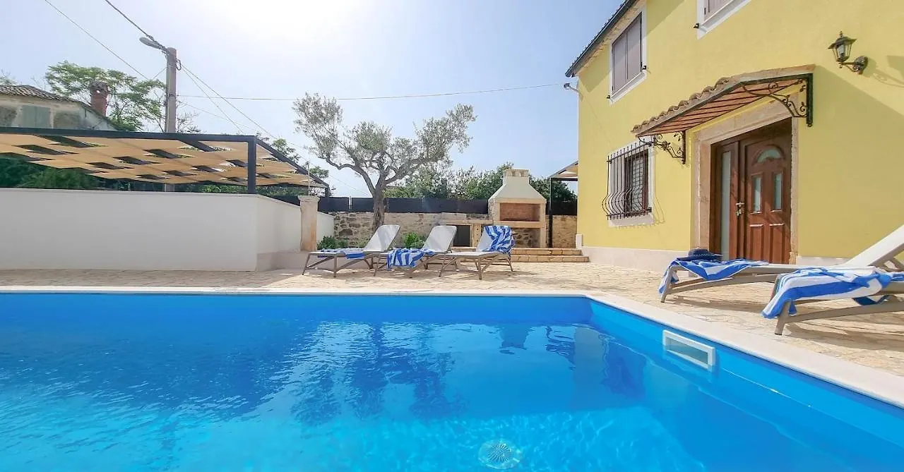 Villa Daniele Brtonigla